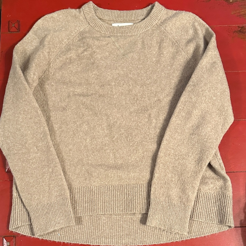 Lou & Grey for loft Beige Crew Neck Sweater medium